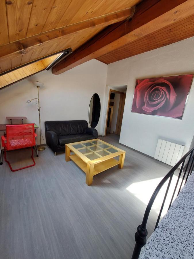 Bed and Breakfast Au Coeur Du Vignoble Sur Bursins Exterior foto
