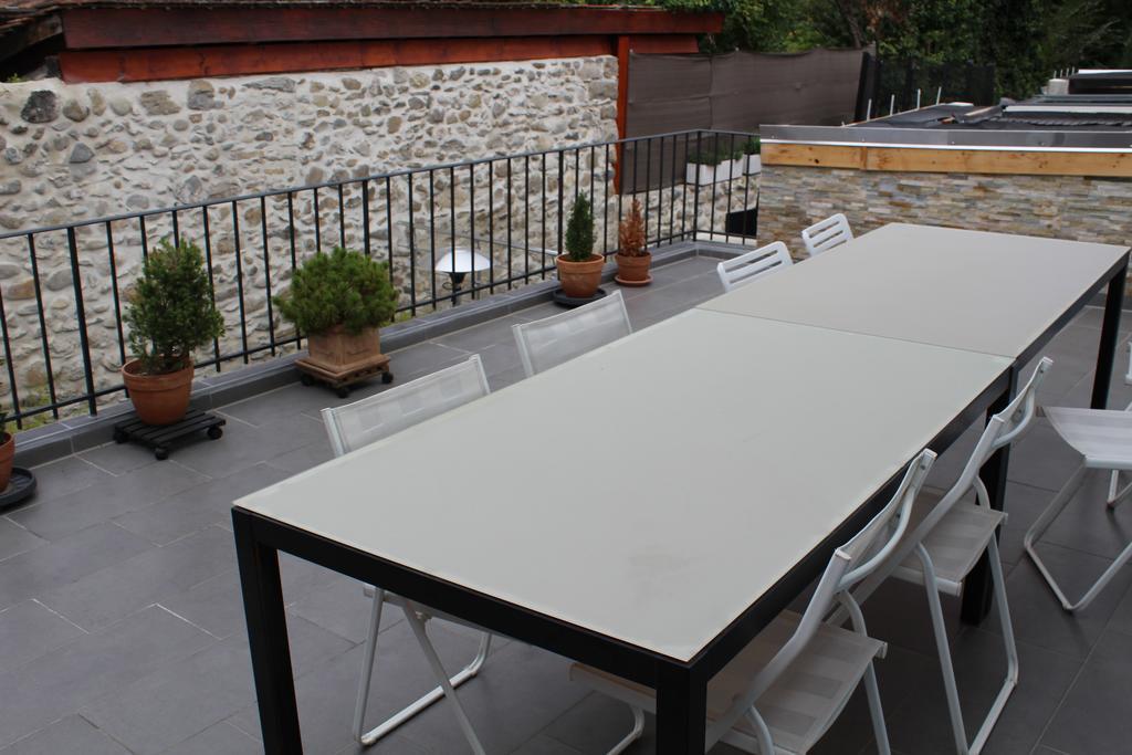 Bed and Breakfast Au Coeur Du Vignoble Sur Bursins Exterior foto